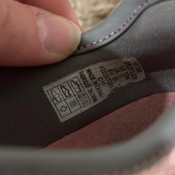 Lands End Pink Breeze and Grey Trekker Mary Jane’s girls​​​​ - Picture 9 of 9